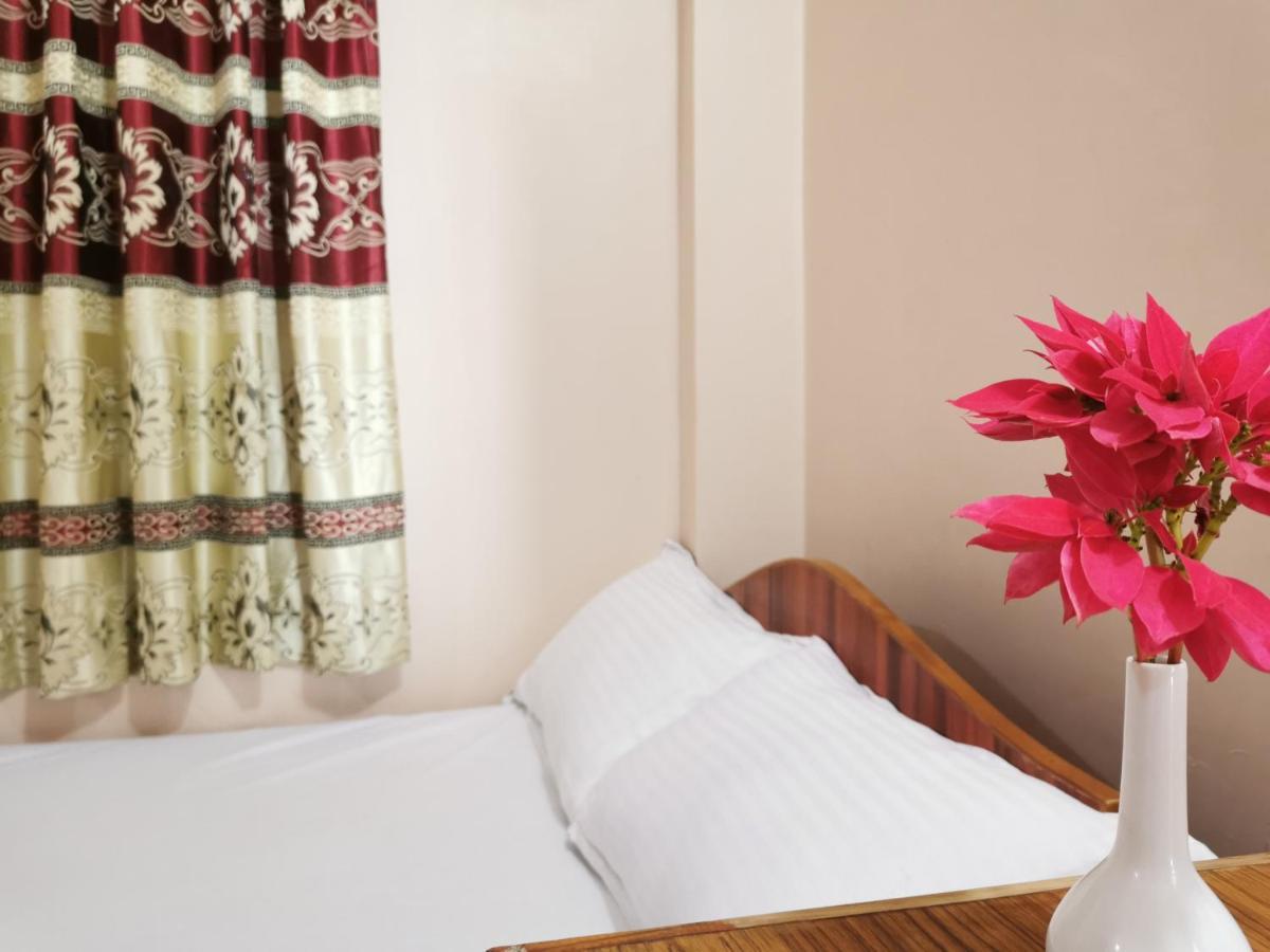 Natures Treat Homestay Tansen Bagian luar foto
