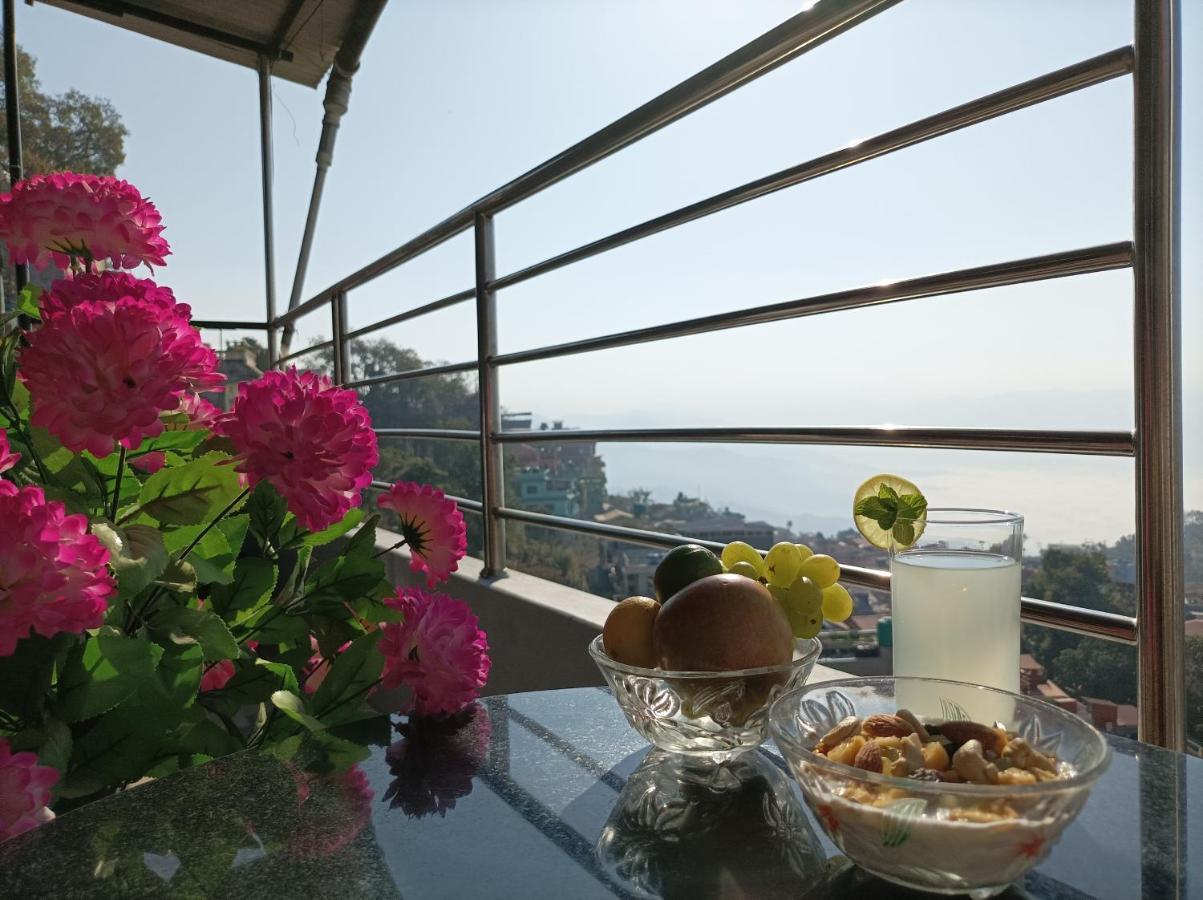 Natures Treat Homestay Tansen Bagian luar foto